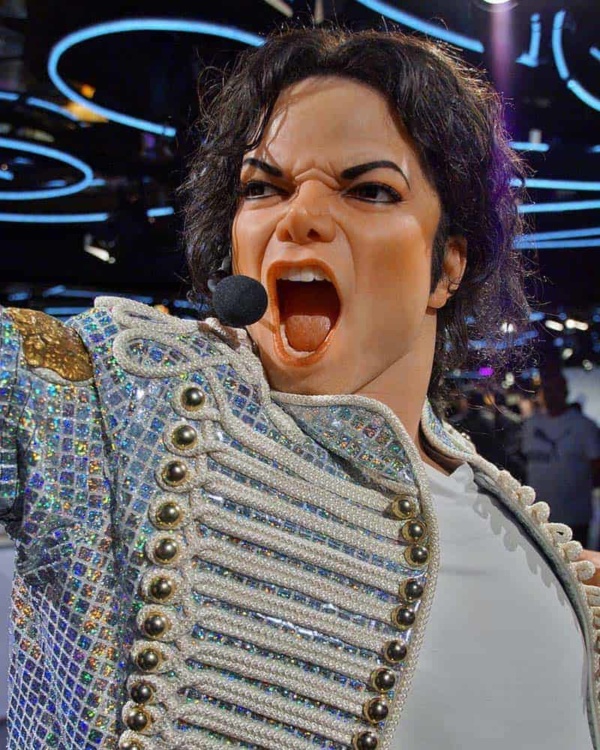 Why Did Michael Jackson Wear A Glove? Red Lasso