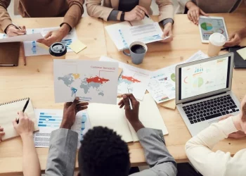 Profitable Side Hustle Business Ideas That People Swear By