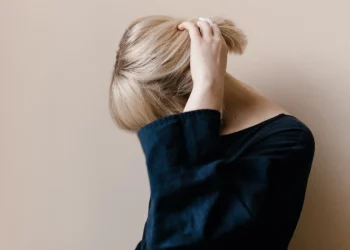 Why My Hair Is Changing Color By Itself