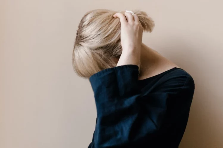 Why My Hair Is Changing Color By Itself
