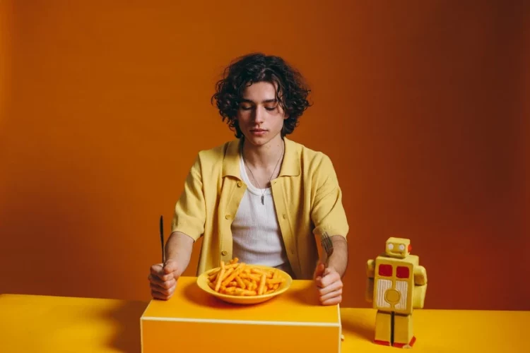 Why Your Stomach Feels Empty After Eating