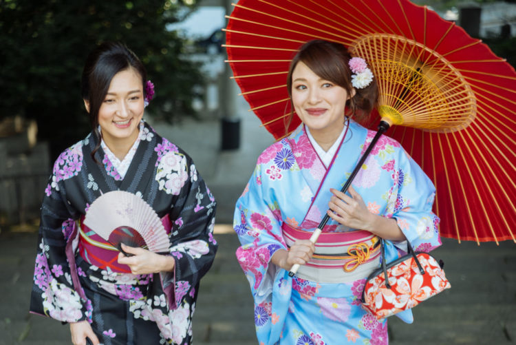 ladies wearing kimonos