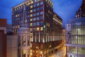 Embassy Suites by Hilton St. Louis at the Ballpark