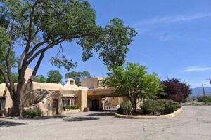 Sagebrush Inn & Conference Center