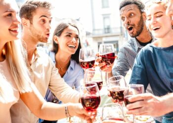 CBD and Alcohol: Should You Mix Them?