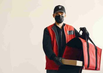 Does Shein Deliver Fast