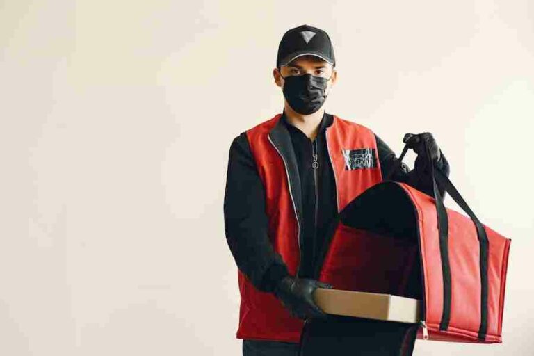 does-shein-deliver-fast-red-lasso