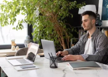 4 Ways To Make Money From Home