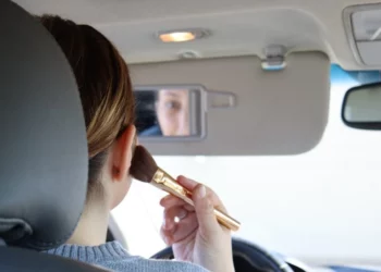 5 Ways To Make Your Concealer Makeup Last All Day