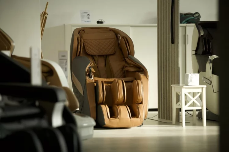 Discover The Benefits Of Zero Gravity Massage Chairs