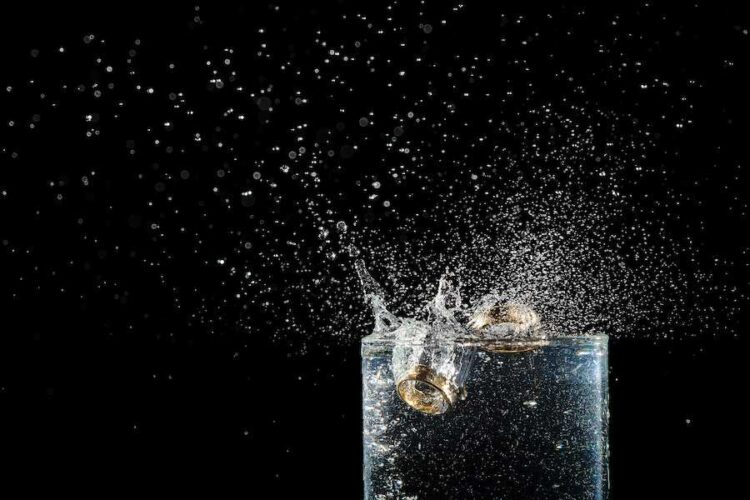 Does Eating Ice Dehydrate You? Exploring The Science Behind This