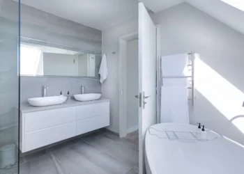 How To Create A Stylish And Functionally Perfect Bathroom 