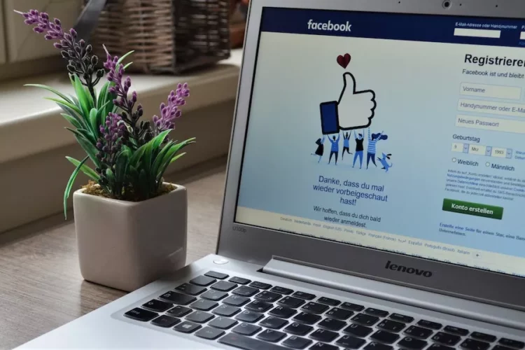 How To Use Facebook For Your Small Business