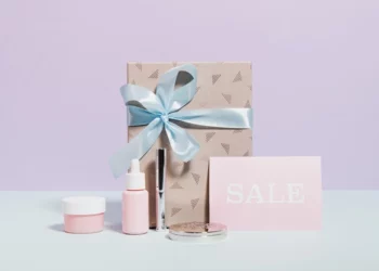 Tips For Navigating Online Shops And Finding The Perfect Gift