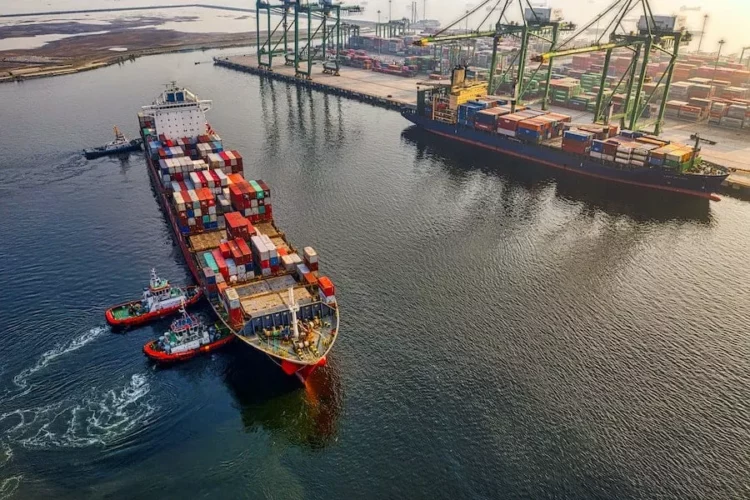 Top Supply Chain And Logistics Trends In 2023