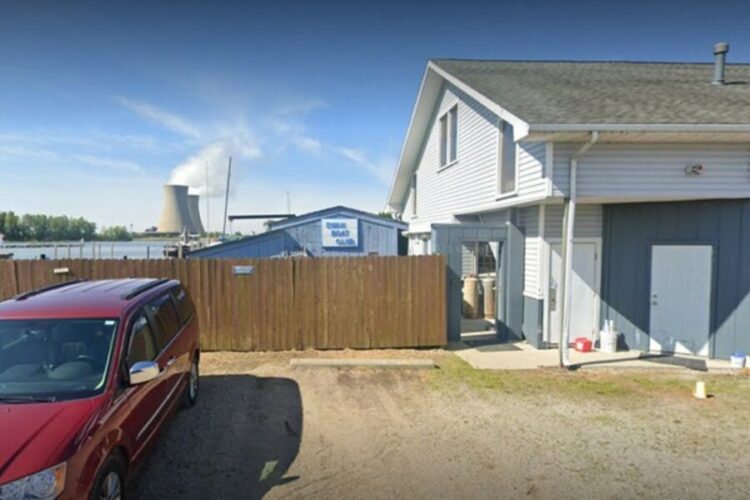 2 Children Dead, 15 Injured Following Car Crash At A Birthday Party In Monroe County