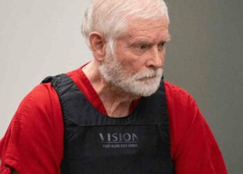 An Arizona judge has declared a mistrial in the case of a rancher accused of fatally shooting a migrant.