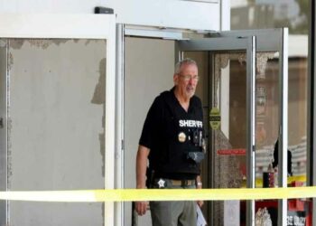 Arkansas Grocery Store Shooting: 3 Dead Several Injured Including 2 Officers